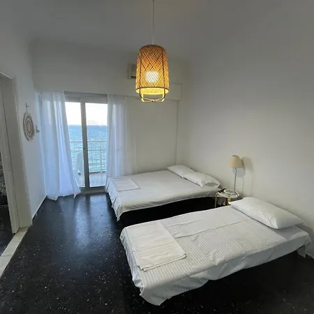 Eve's House 2 - Beachfront