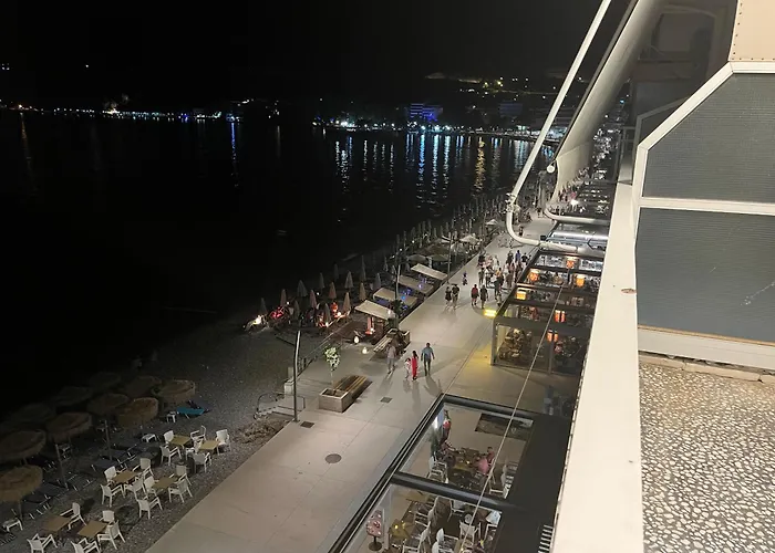 Apartament Eve's House 2 In Front Of The Loutráki