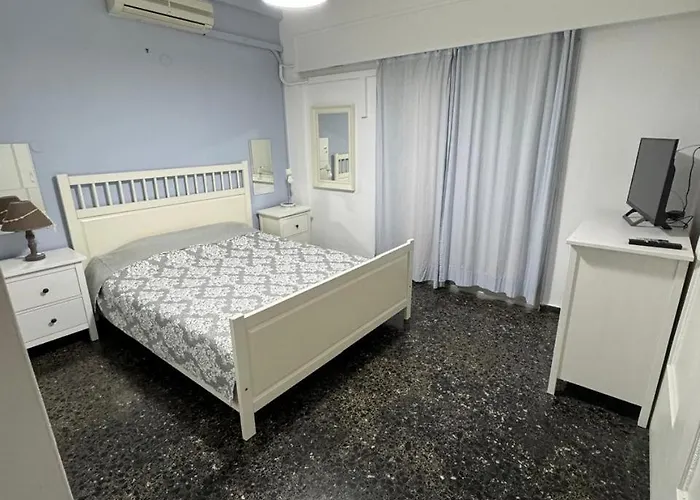 Eve's House 2 In Front Of The Loutráki